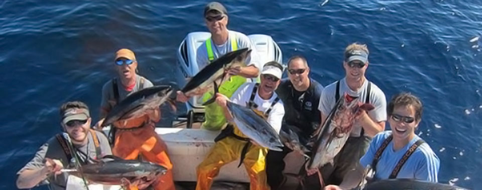 Fishing Charters in WA | Albacore Tuna, Halibut, Salmon, Lingcod, Rockfish, Steelhead, Tarpon